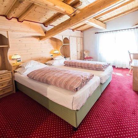Hotel Garni Norma Мадонна-ди-Кампильо Экстерьер фото